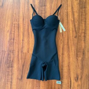 SKIMS Body Underwire Mid Thigh Bodysuit Size XS Onyx Black NWT $138 Logo